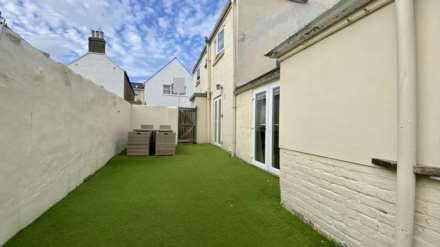 VERSATILE 3 BED 2 BATH HOME, Byron Lane, St Helier, Image 23