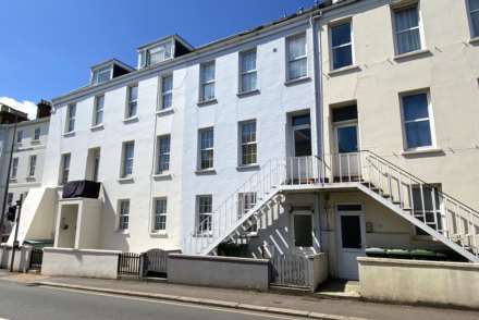 1 Bedroom Apartment, LARGE 1 BED + PARKING, Rouge Bouillon, St Helier
