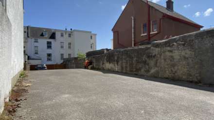 LARGE 1 BED + PARKING, Rouge Bouillon, St Helier, Image 15