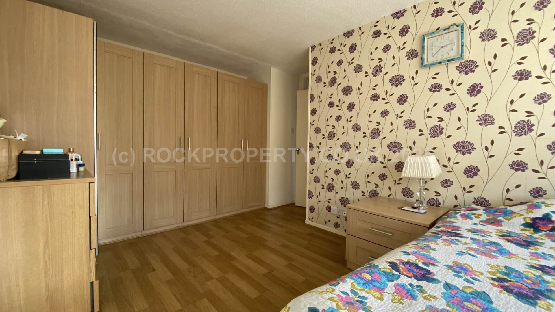 3 Bed Home / Private Garden / Parking, Willow Grove, Town Outskirts, Image 12