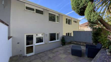 Open House / Sat 11 October / 10.00 - 10.45, Willow Grove, Town Outskirts