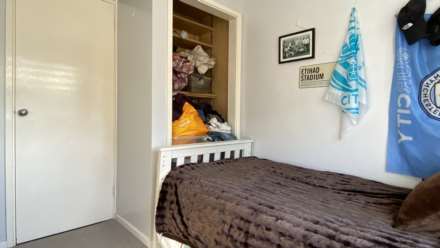 3 Bed Home / Private Garden / Parking, Willow Grove, Town Outskirts, Image 17