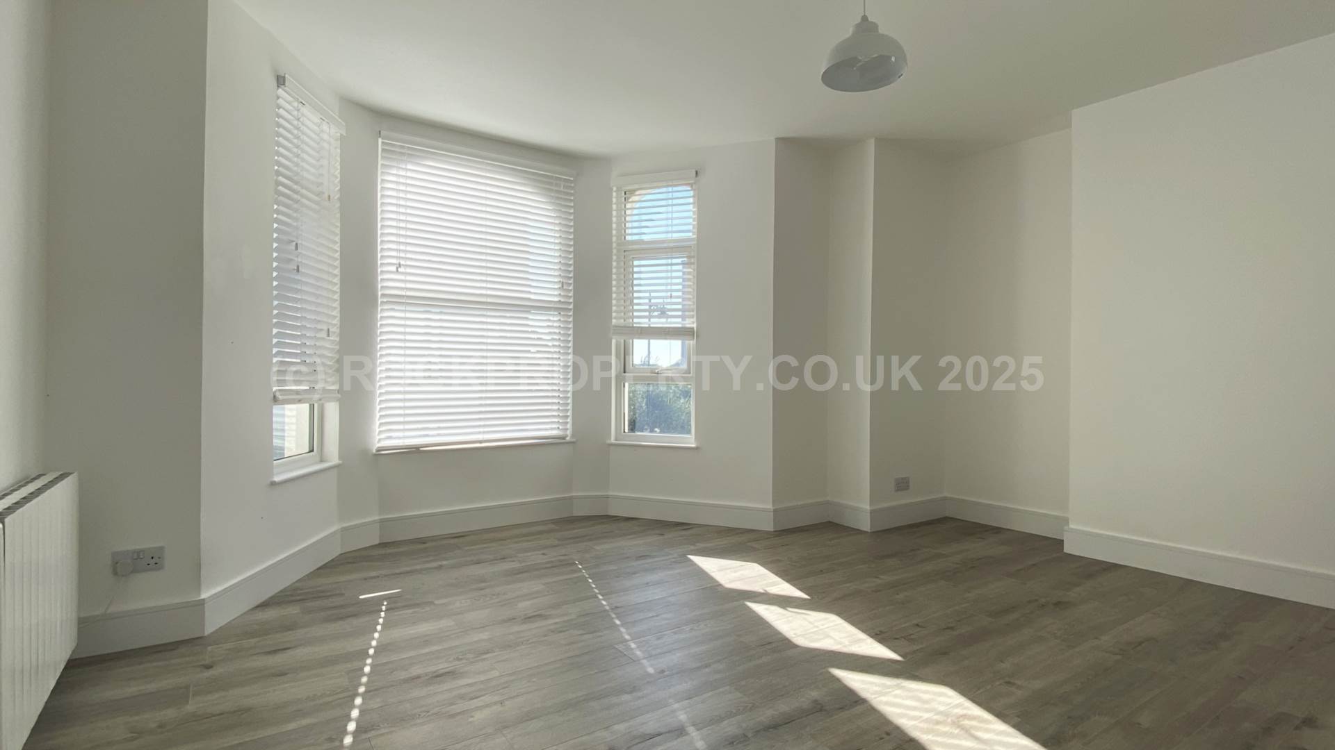 Spacious 1 Bed at Havre Des Pas, Coast Road, St Helier, Image 8