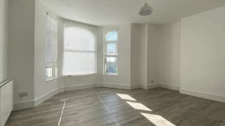 Spacious 1 Bed at Havre Des Pas, Coast Road, St Helier, Image 8