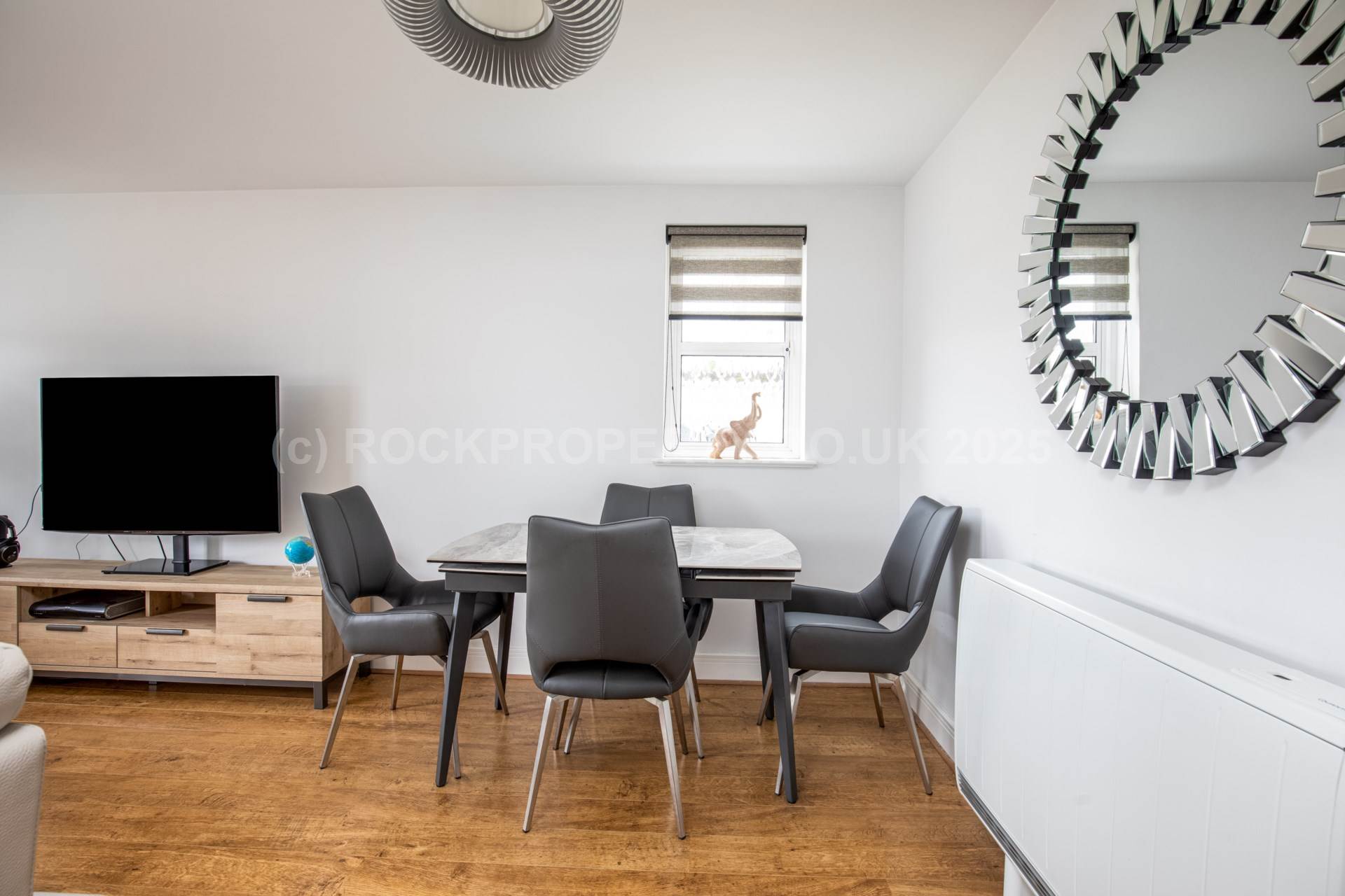 Modern 1 Bed + S/F Balcony, La Route De St Aubin, St Lawrence, Image 9