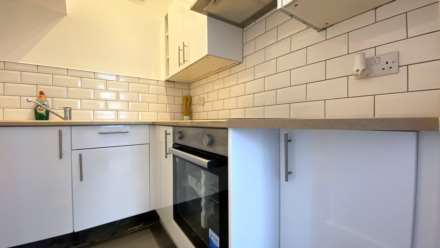 Newly Modernised 1 Bed, Rouge Bouillon, St Helier, Image 8
