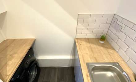 Newly Modernised 1 Bed, Rouge Bouillon, St Helier, Image 9
