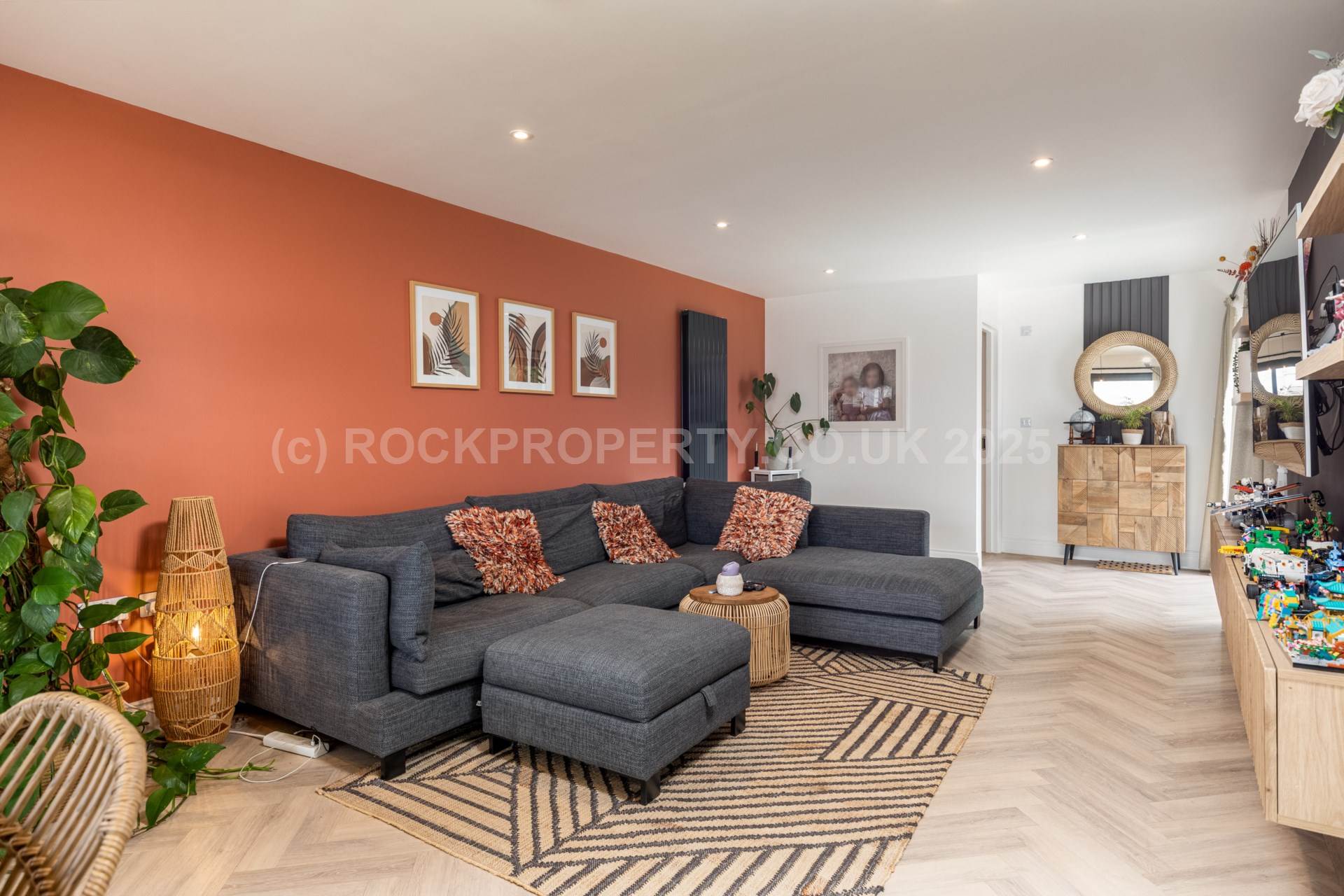 Detached 3 Bed 2 Bath Bungalow, Victoria Road, St Saviour, Image 7