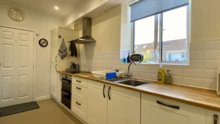 2 BED DUPLEX / GARAGE & PARKING, Grouville Coast Rd, Grouville, Image 8