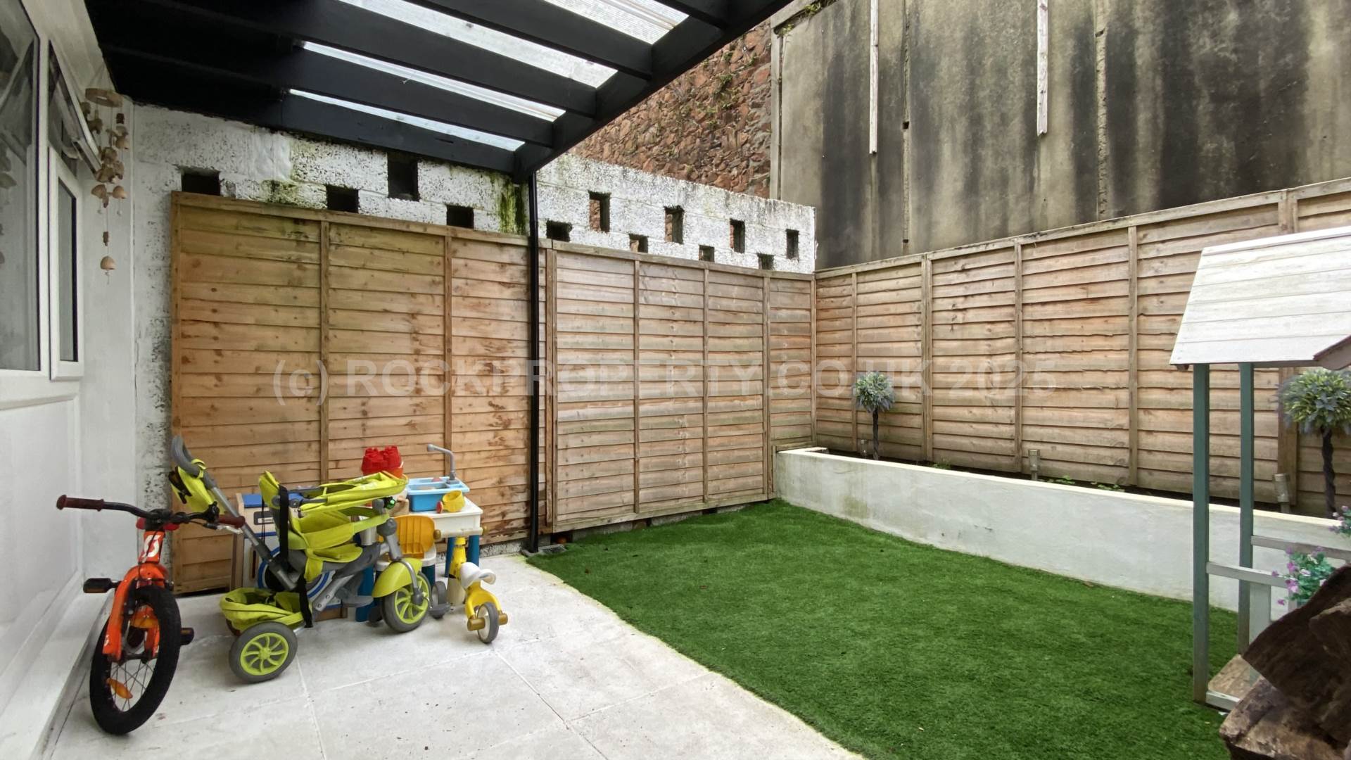 Two Double Beds + Garage, Grosvenor Street, St Helier, Image 21