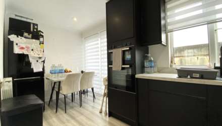 Two Double Beds + Garage, Grosvenor Street, St Helier, Image 6