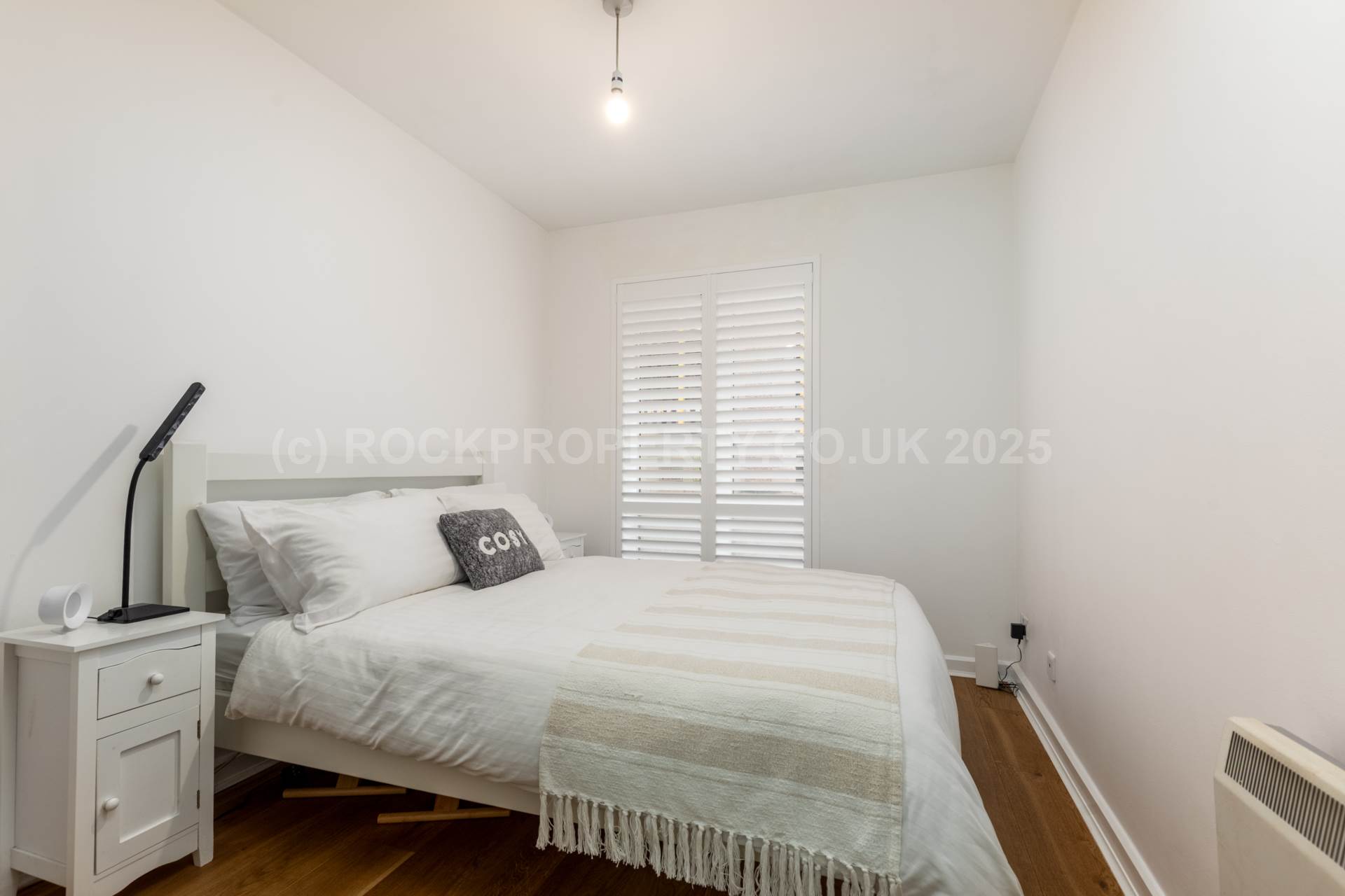 LARGE 2 BED GROUND FLOOR, Century Buildings, Patriotic St, Image 13