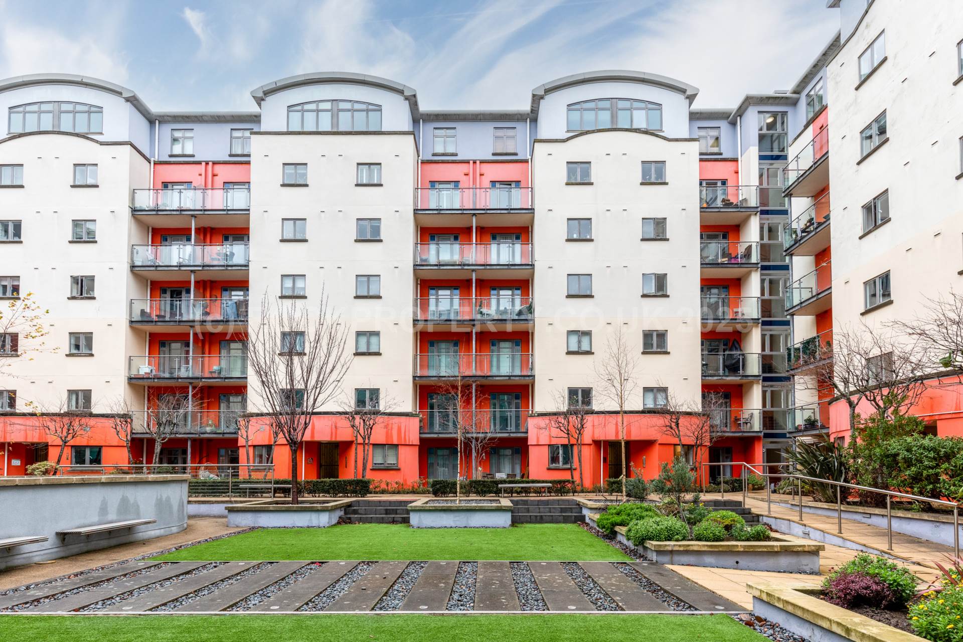 LARGE 2 BED GROUND FLOOR, Century Buildings, Patriotic St, Image 19