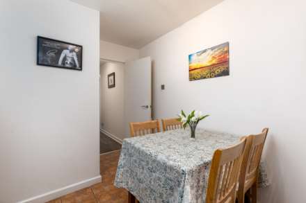 LARGE 2 BED GROUND FLOOR, Century Buildings, Patriotic St, Image 11