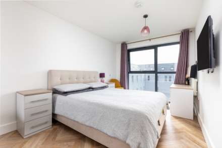 1 Bed + Sunny S/F Balcony, College Gardens, La Pouquelaye, Image 12