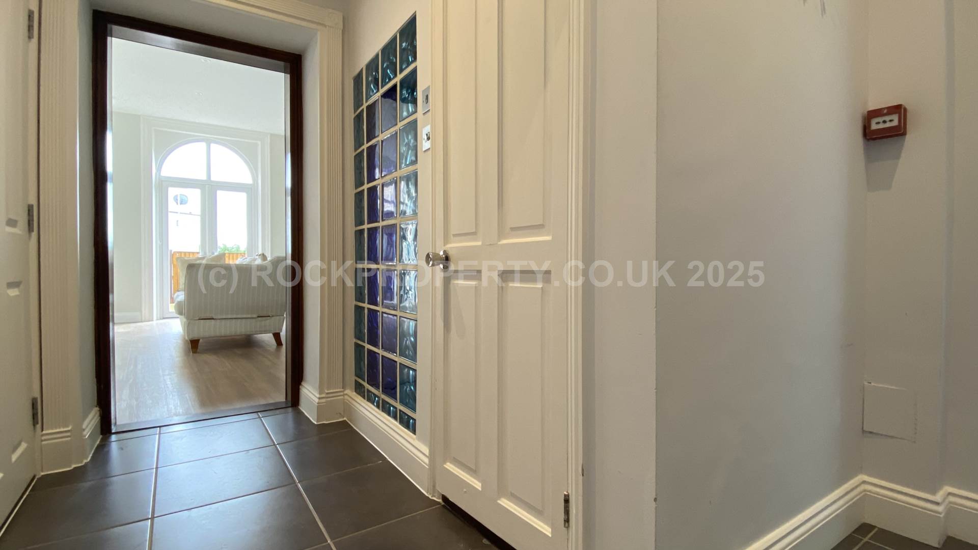 Large 1 Bed Flat + Garden & Parking, Kingsworthy, St Lawrence, Image 7