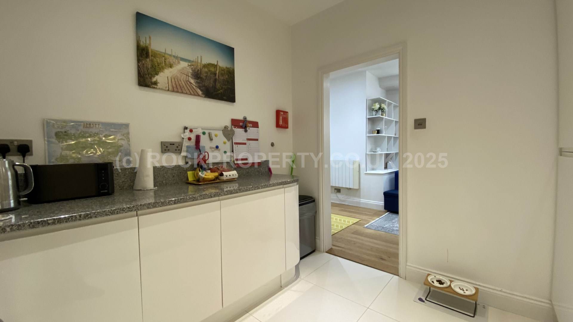 Large 2 Double Bed + Parking, Royal Bank Court, Mont Millais, Image 2