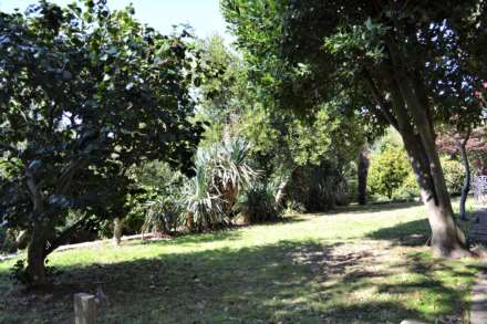 Large 2 Double Bed + Parking, Royal Bank Court, Mont Millais, Image 17