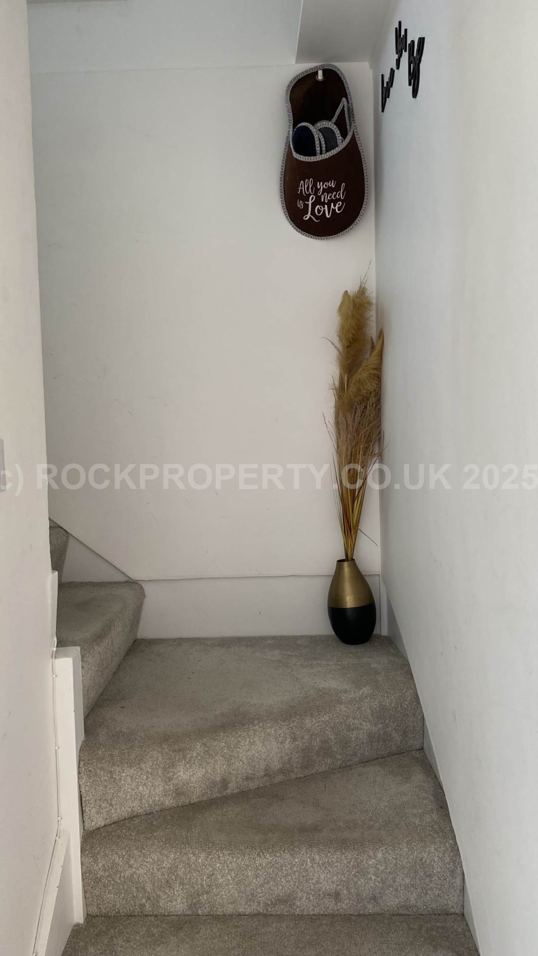 Modern 1 Bed with Garage, Sunshine Avenue, St Saviour, Image 12