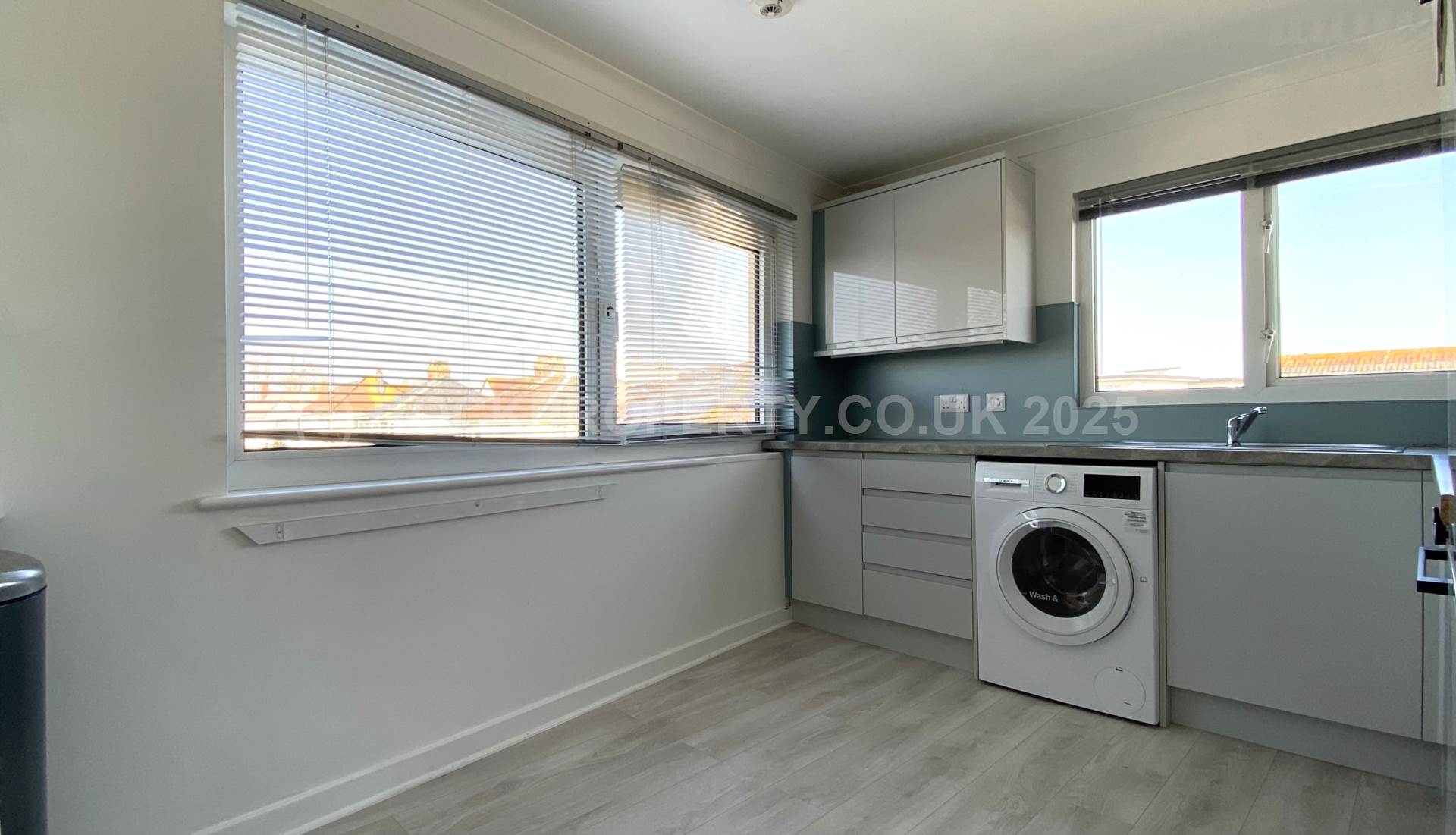 Modern 1 Bed with Garage, Sunshine Avenue, St Saviour, Image 2