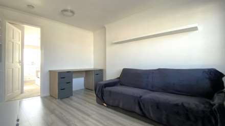 Modern 1 Bed with Garage, Sunshine Avenue, St Saviour, Image 6