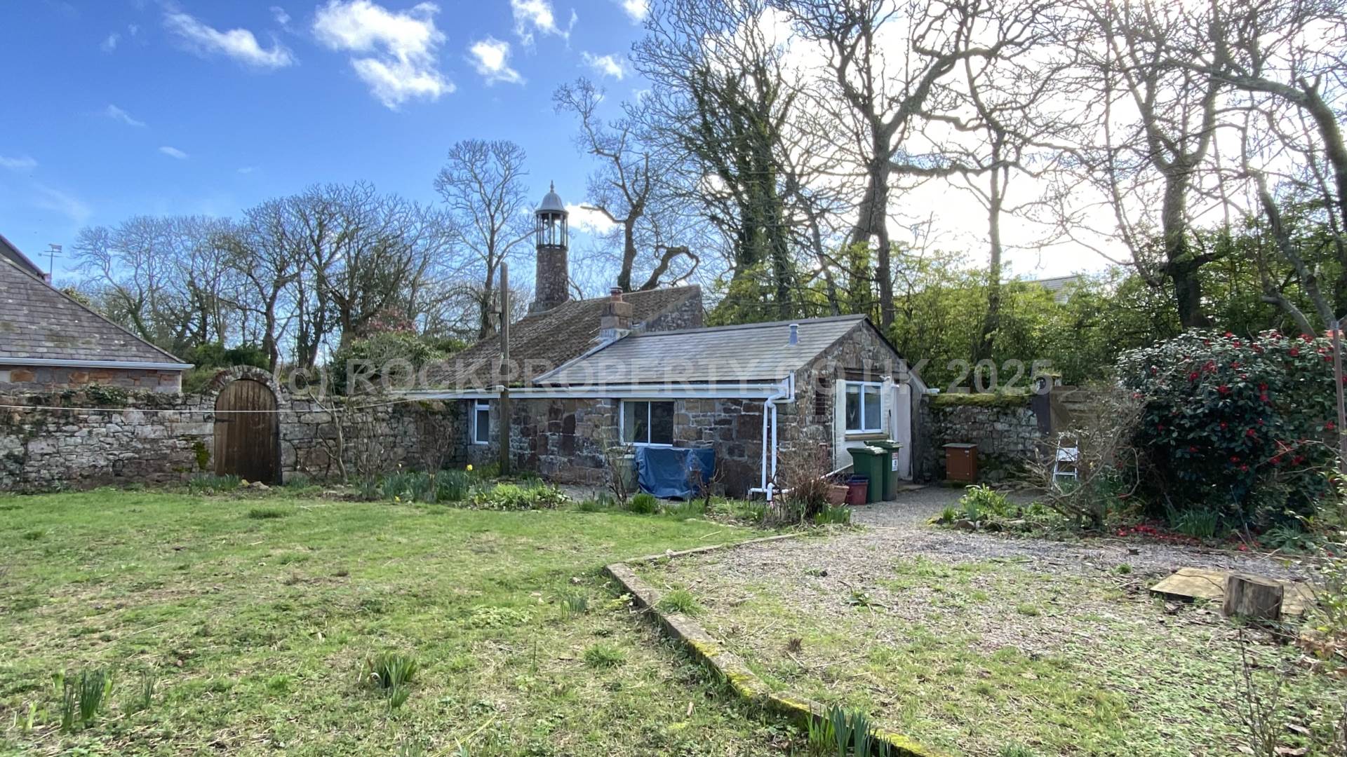 UNIQUE 1 BED COTTAGE, La Rue Des Marais, Rural St Mary, Image 1