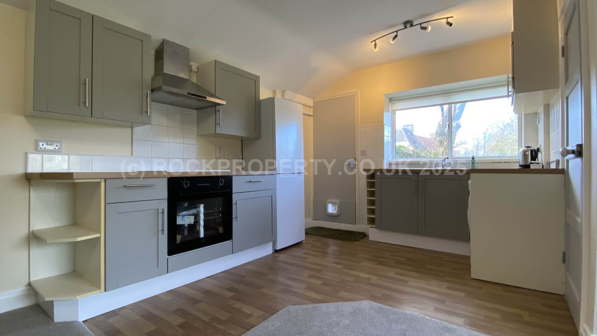 UNIQUE 1 BED COTTAGE, La Rue Des Marais, Rural St Mary, Image 2