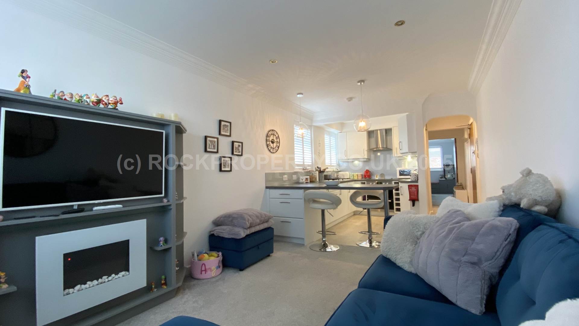 Large Modern 1 Bed + Parking, Coast Road, Grouville, Image 6