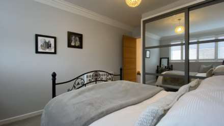 Large Modern 1 Bed + Parking, Coast Road, Grouville, Image 11