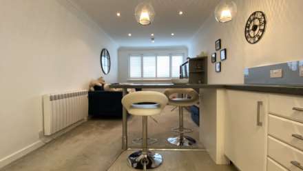 Large Modern 1 Bed + Parking, Coast Road, Grouville, Image 3