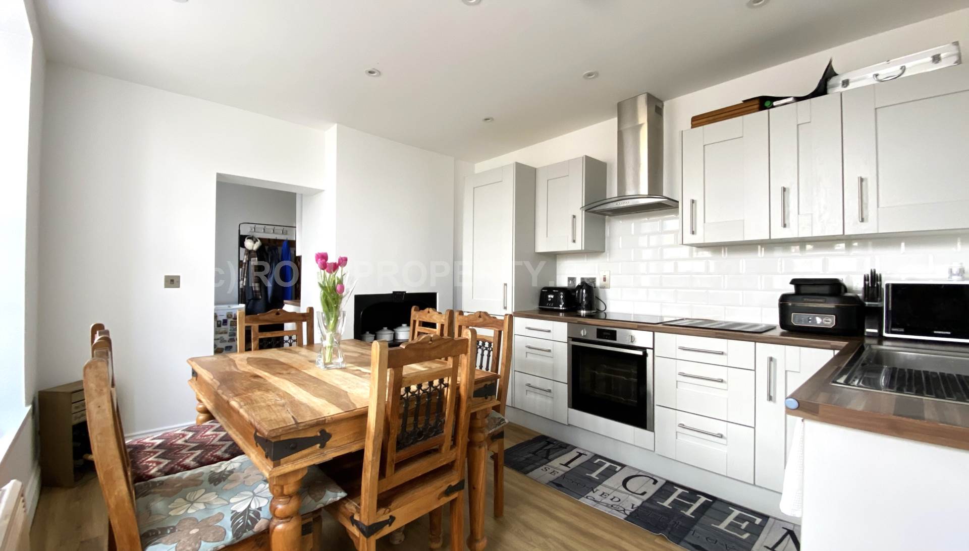 LOVELY 2 BED COTTAGE, The Parade, St Helier, Image 1