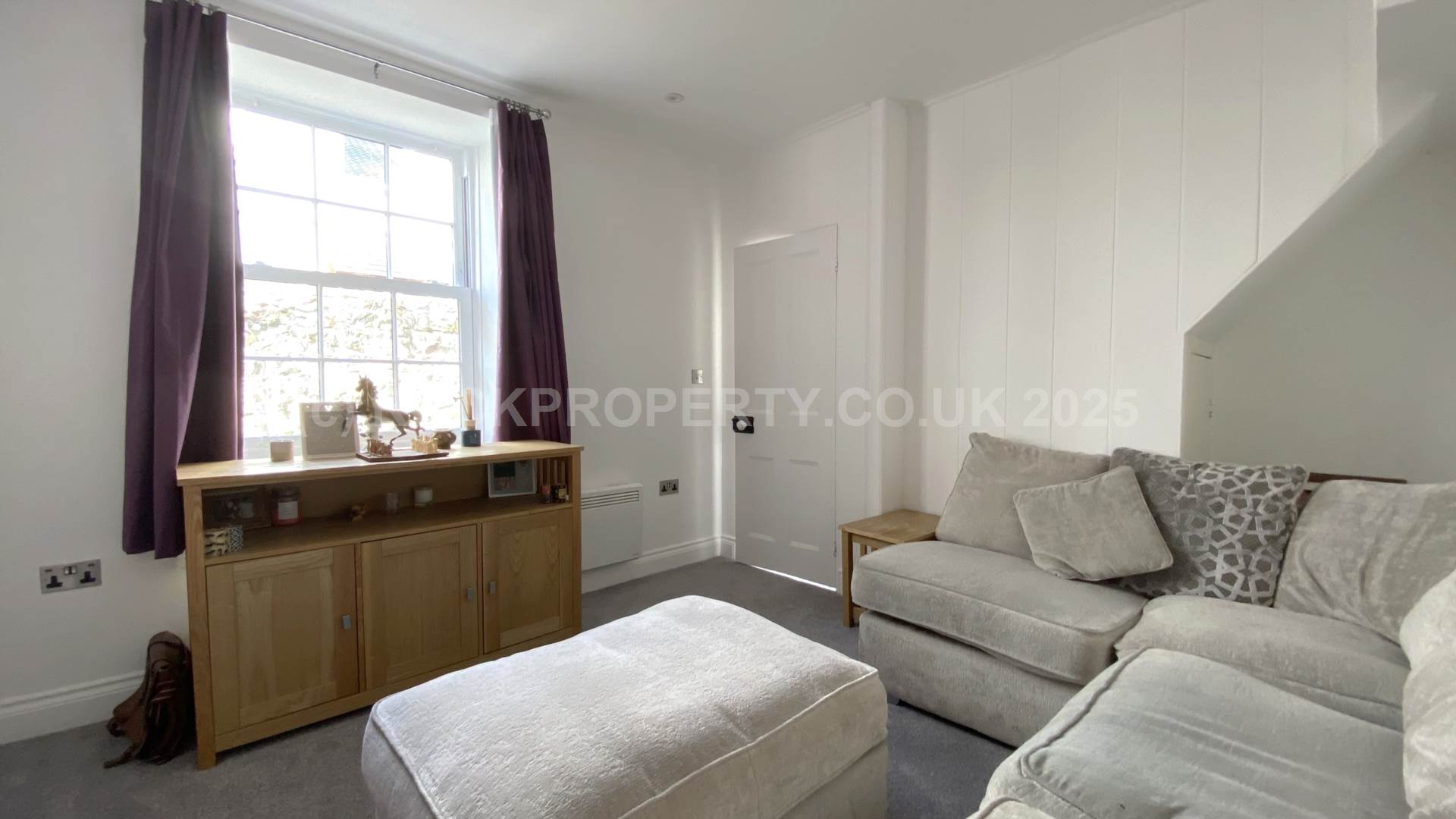 LOVELY 2 BED COTTAGE, The Parade, St Helier, Image 10