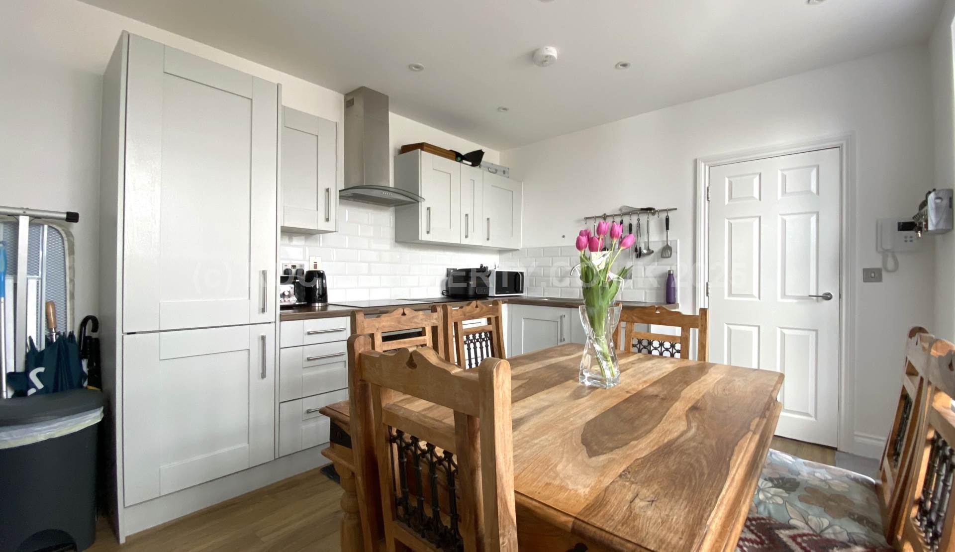 LOVELY 2 BED COTTAGE, The Parade, St Helier, Image 3