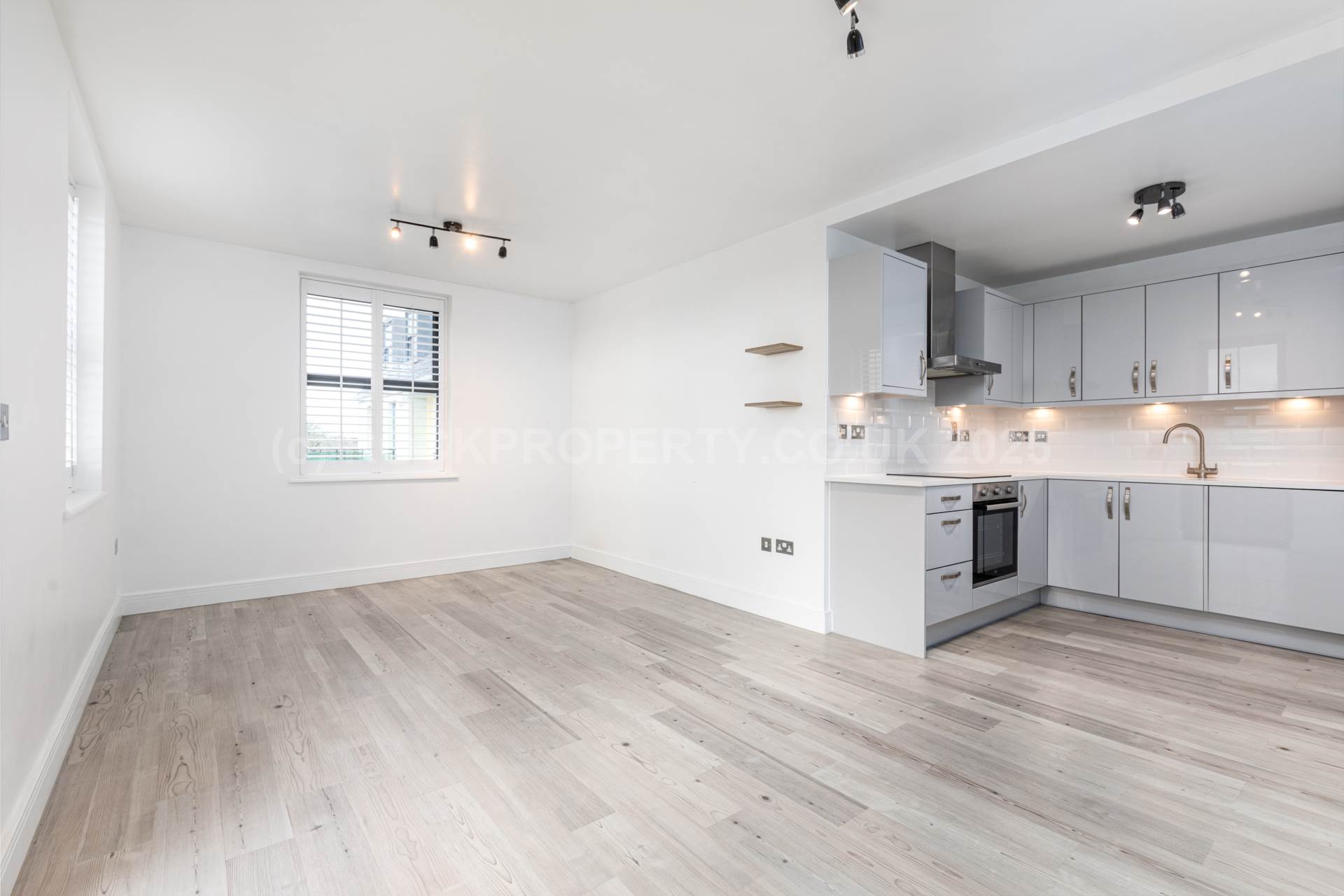 FABULOUS 1 BED + S/F BALCONY, Highfield Country Apartments, Rural Trinity, Image 6