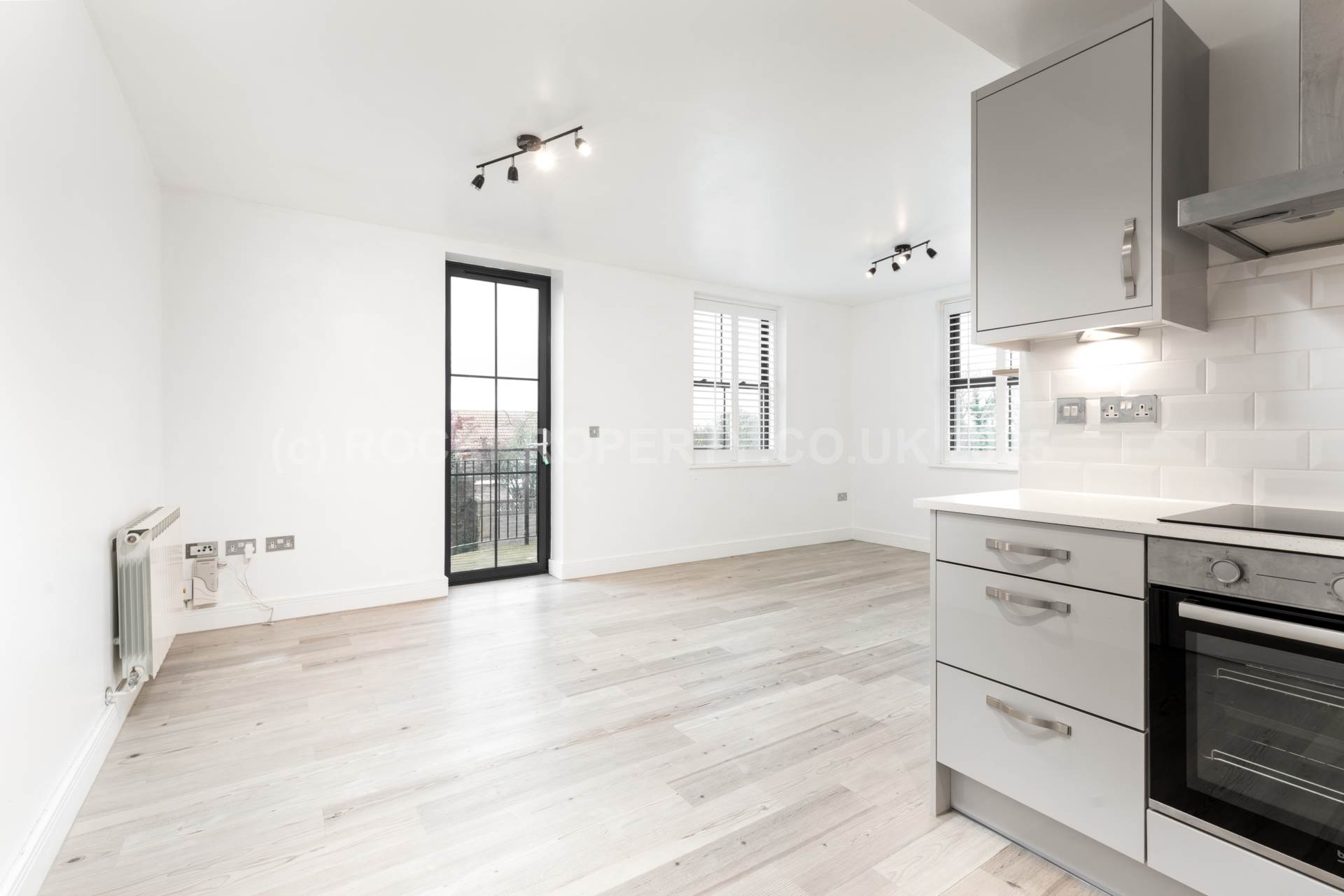 FABULOUS 1 BED + S/F BALCONY, Highfield Country Apartments, Rural Trinity, Image 7