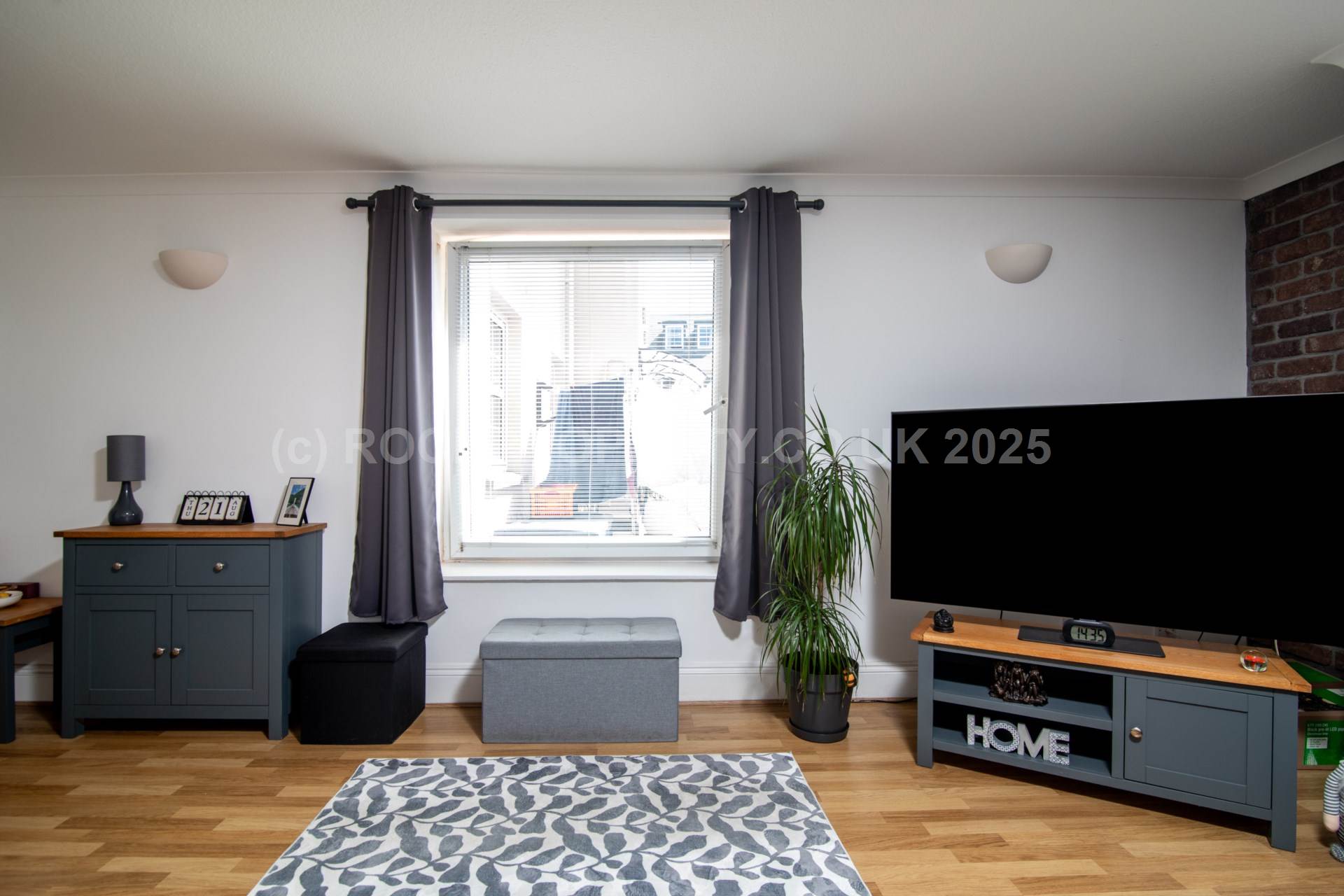 Large 2 Bed + Parking, Town Outskirts, St Helier, Image 6