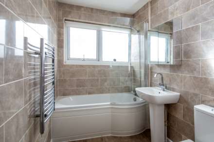 Large 2 Bed with Parking, St Clement Inner Rd, St Clement, Image 14