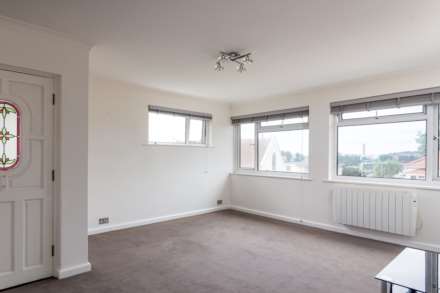 Large 2 Bed with Parking, St Clement Inner Rd, St Clement, Image 2