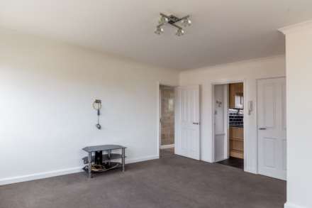 Large 2 Bed with Parking, St Clement Inner Rd, St Clement, Image 4