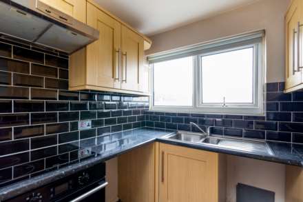Large 2 Bed with Parking, St Clement Inner Rd, St Clement, Image 7