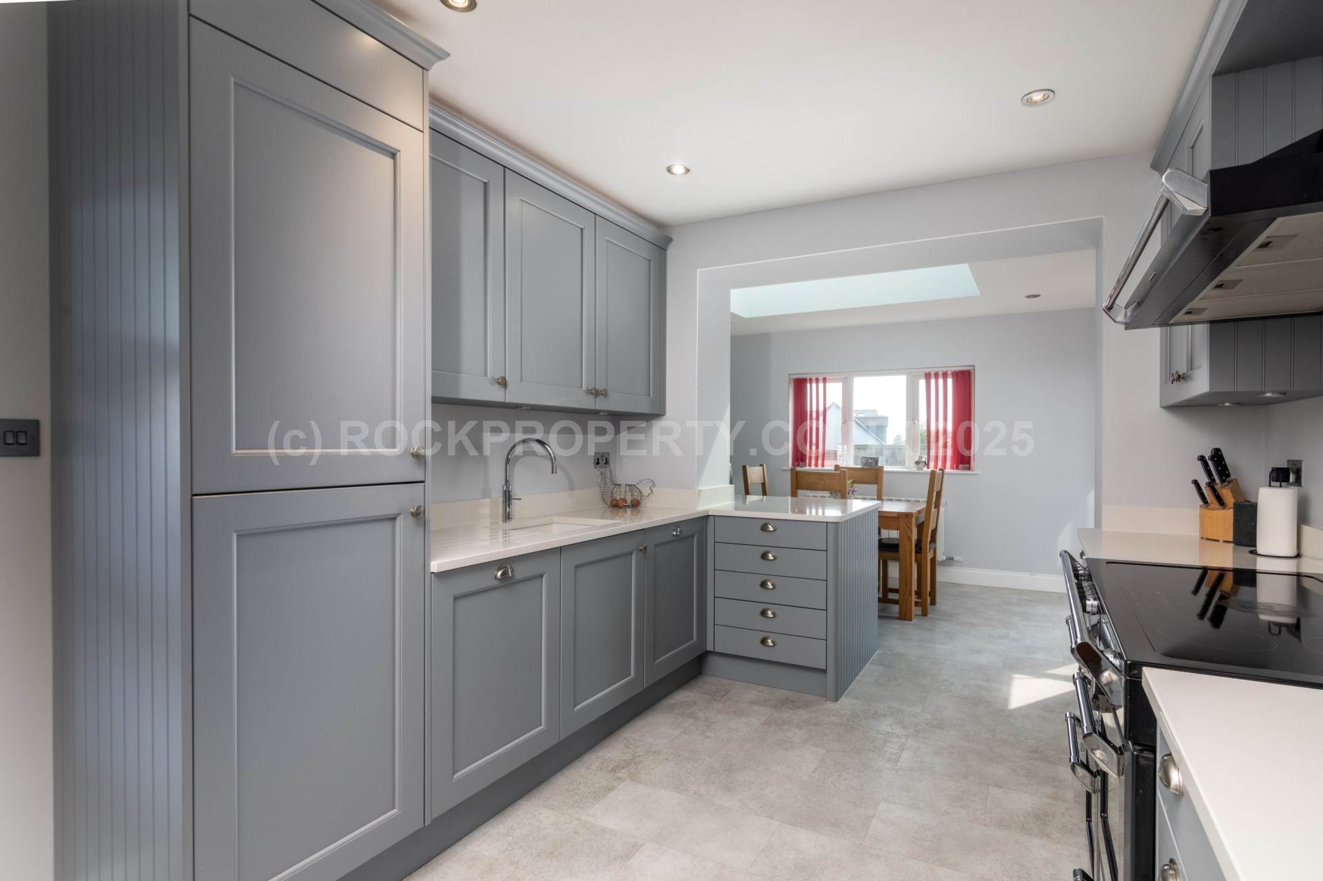 DETACHED 4 BED 2 BATH HOME, Le Clos Du Roncherez, St Brelade, Image 6