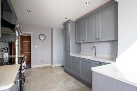 DETACHED 4 BED 2 BATH HOME, Le Clos Du Roncherez, St Brelade, Image 7