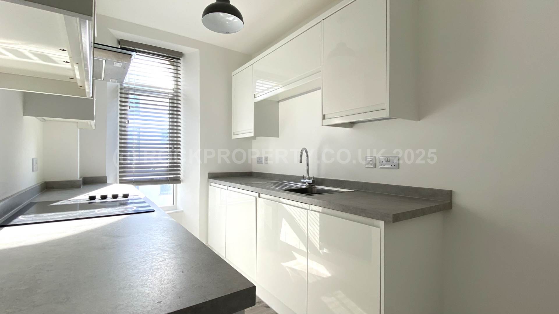 Modern 1 Bed / Close to Beach, Coast Road, St Helier, Image 5