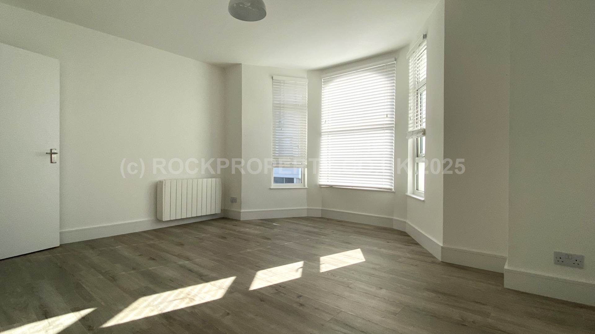 Modern 1 Bed / Close to Beach, Coast Road, St Helier, Image 9