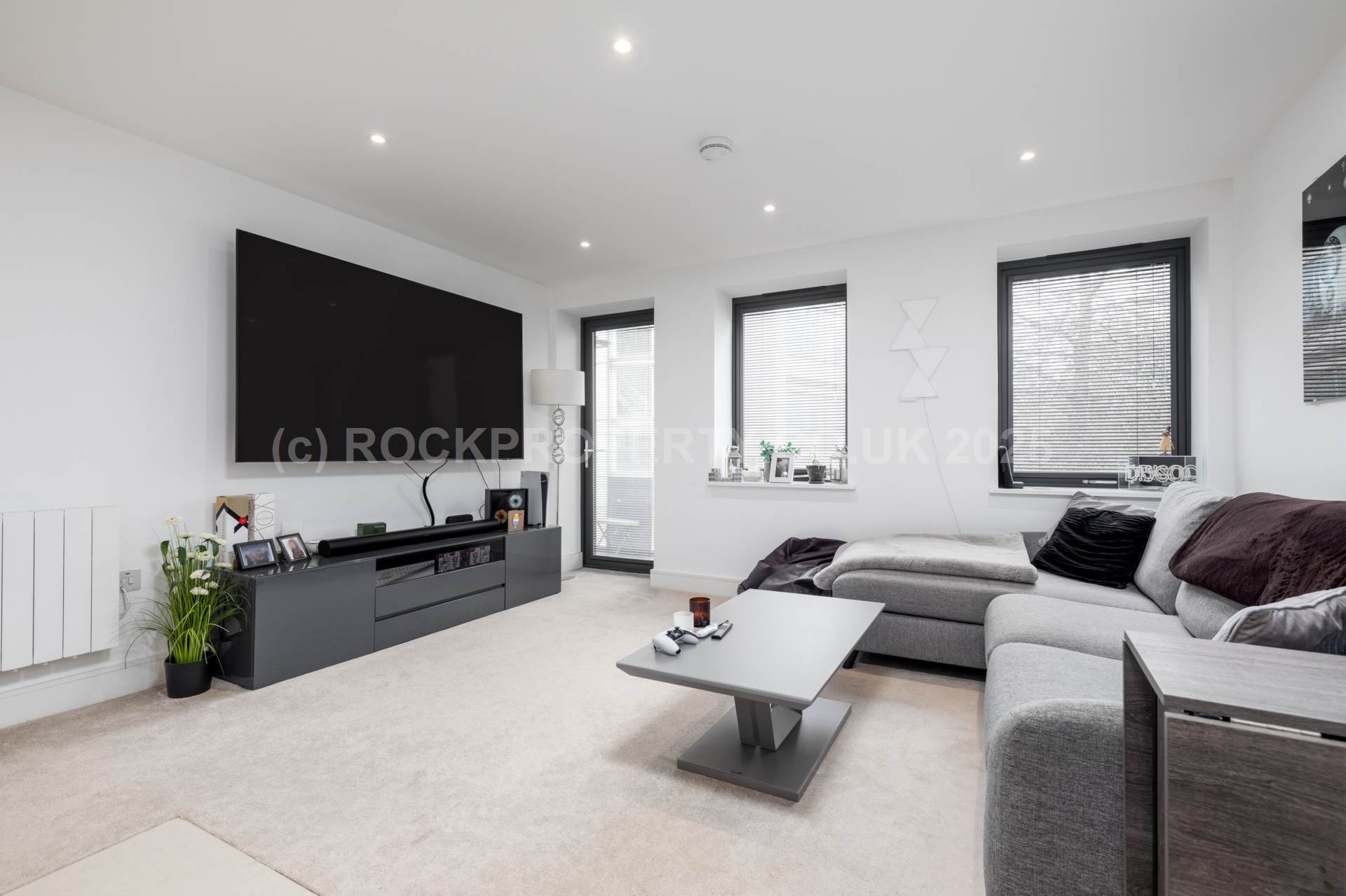 2 Double Beds + Balcony, The Soane, St Helier, Image 1