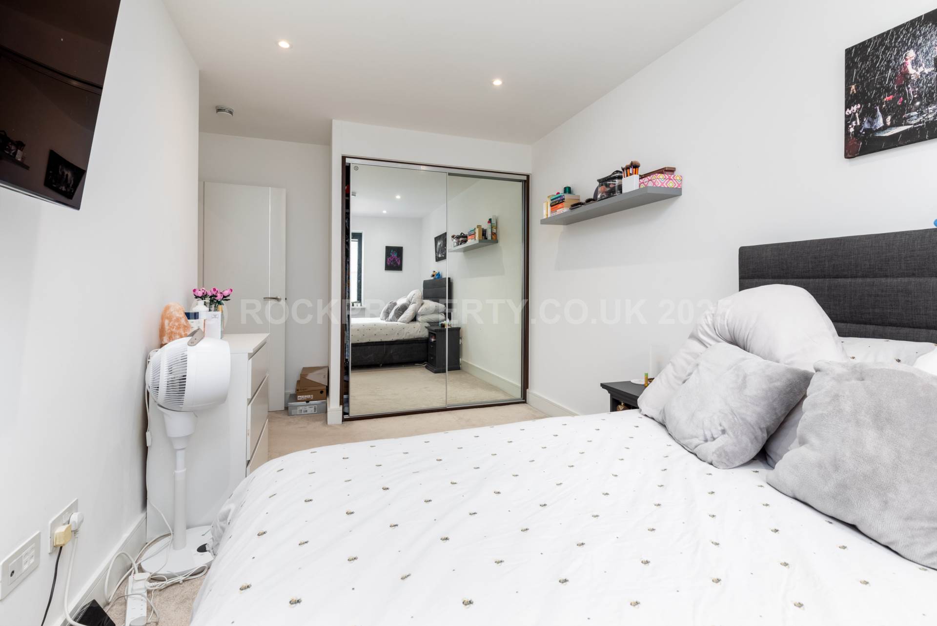 2 Double Beds + Balcony, The Soane, St Helier, Image 11