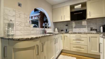 2 Bed Bungalow + Parking, Le Geyt Road, St Saviour, Image 7