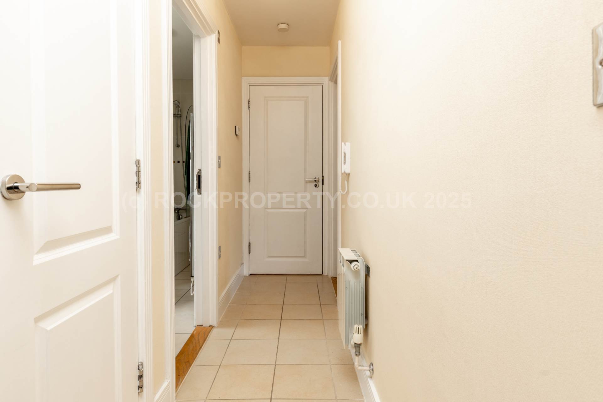Fabulous 1 Bed Home, Highfield Country Apartments, Rural Trinity, Image 13