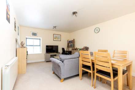 Fabulous 1 Bed Home, Highfield Country Apartments, Rural Trinity, Image 10