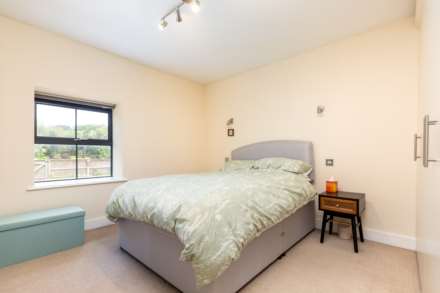 Fabulous 1 Bed Home, Highfield Country Apartments, Rural Trinity, Image 15
